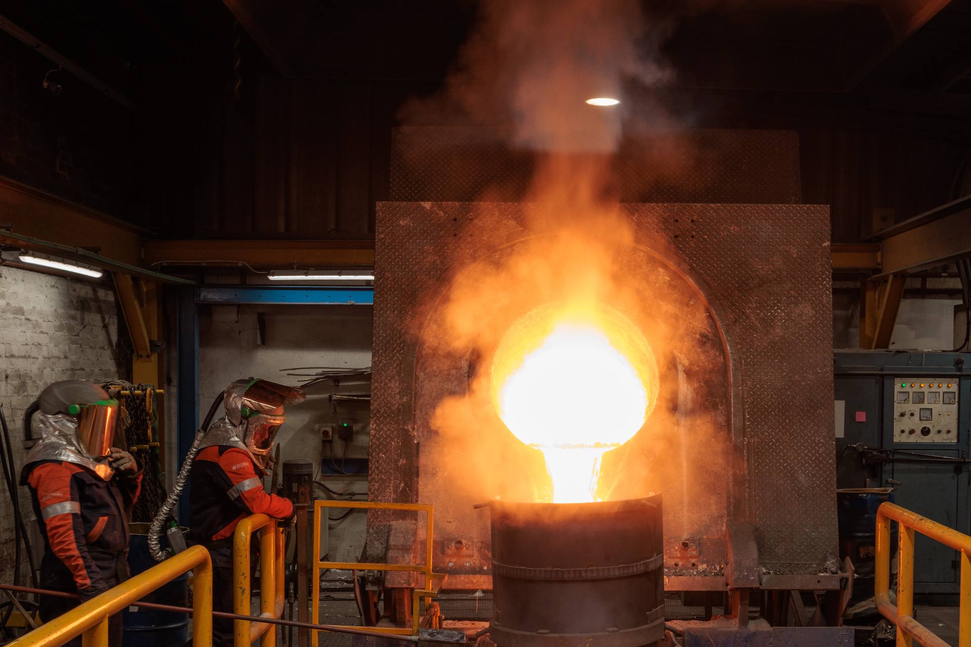 Nickel-aluminium bronze casting at Copper Alloys Ltd